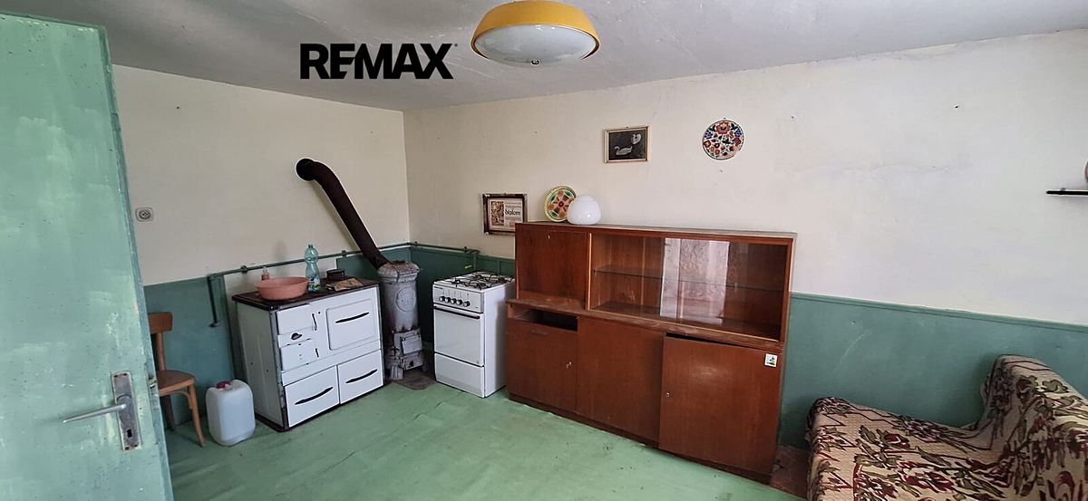 Prodej komerční nemovitosti 80 m² – fotografie 3