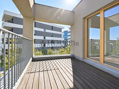 Pronájem bytu 4+kk 103 m²