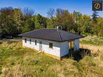 Prodej rodinného domu 100 m², pozemek 8827 m²