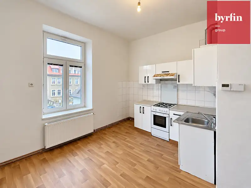 Pronájem bytu 2+1 79 m², Opava – náhled fotky 2