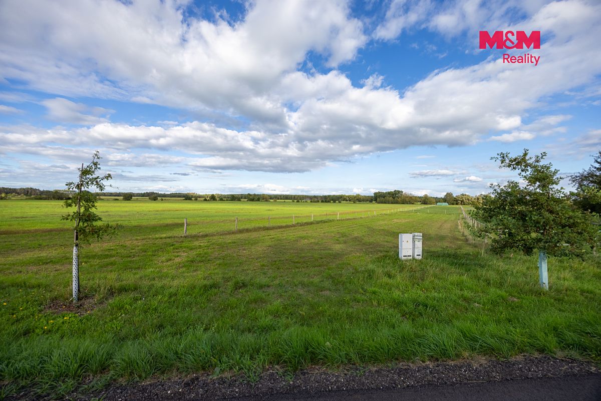 Prodej stavebního pozemku 1700 m² – fotografie 3