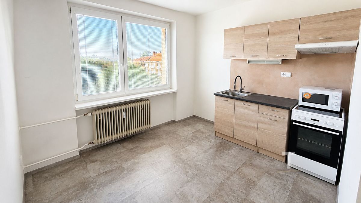 Pronájem bytu 1+1 32 m² – fotografie 2