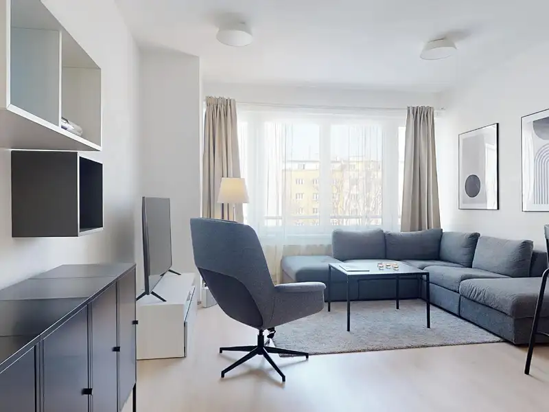 Pronájem bytu 2+kk 49 m², Praha – náhled fotky 1