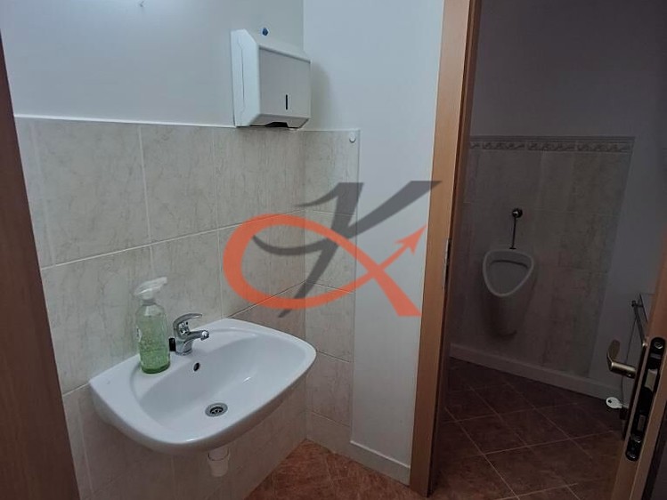 Gewerbefläche zur Miete, 102 m² (8 von 12)
