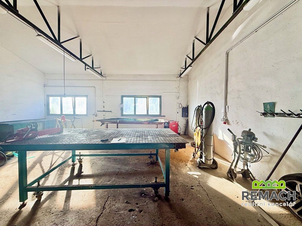 Pronájem výrobní haly, prostoru 180 m² – fotografie 5
