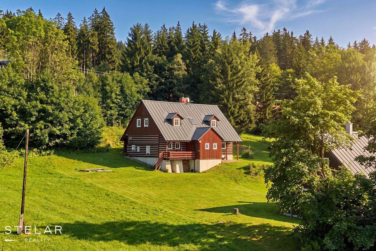 Prodej rodinného domu 262 m², pozemek 6208 m² – fotografie 2