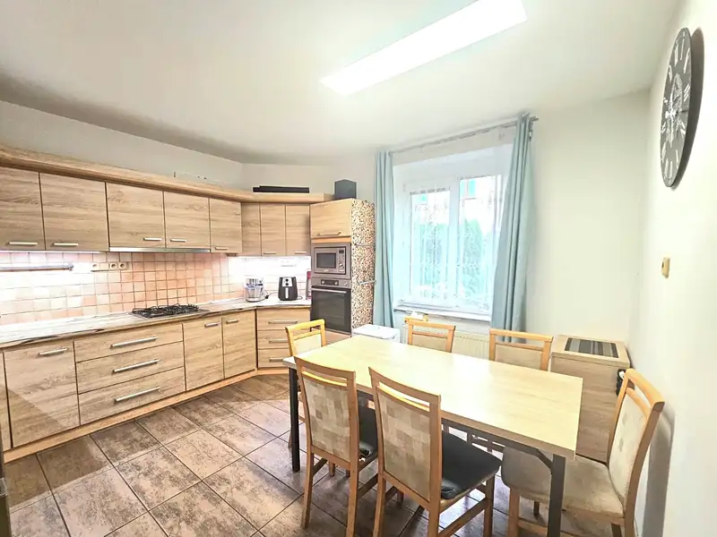 Prodej vícegeneračního domu 210 m², pozemek 261 m², Teplice – náhled fotky 2