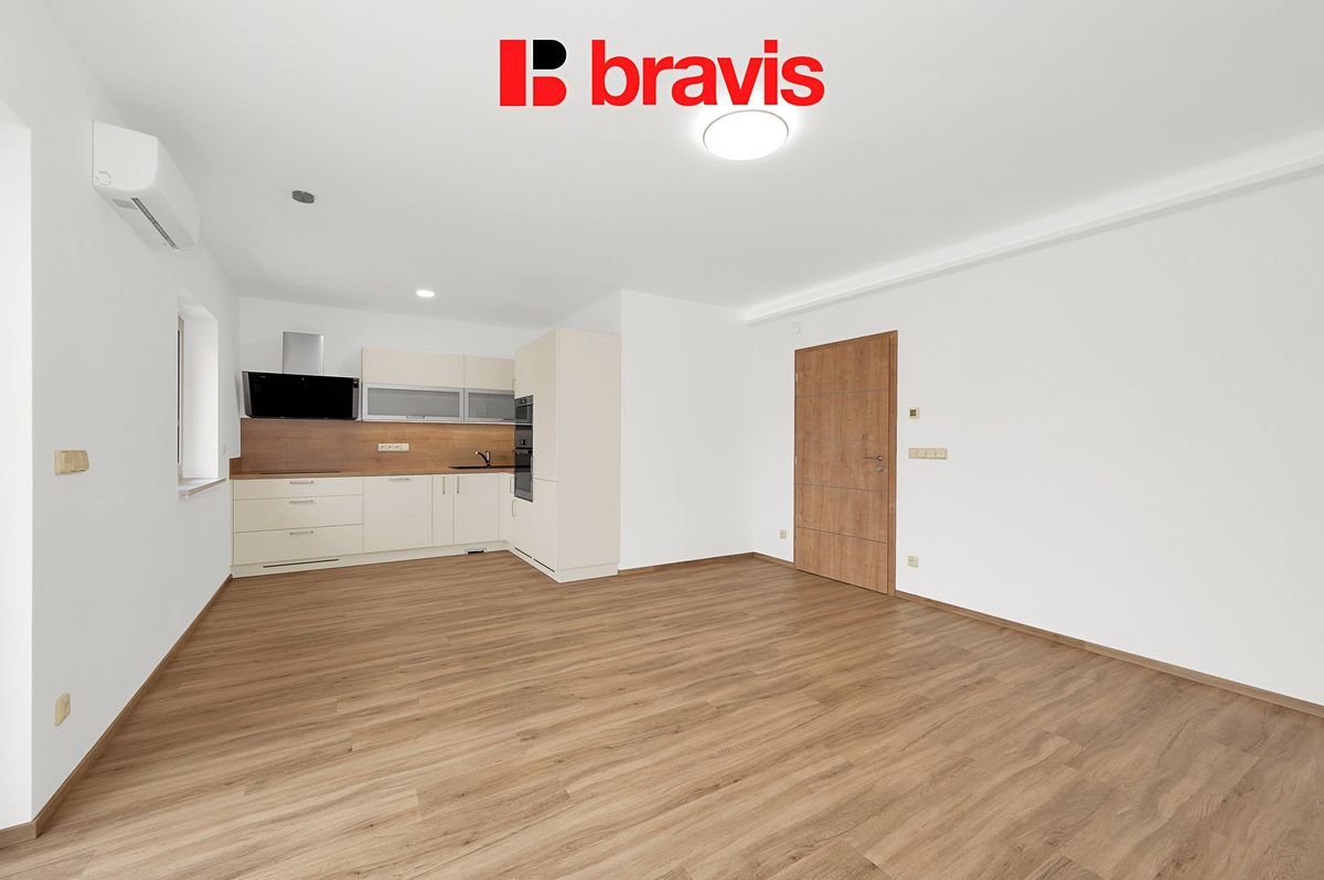 Prodej rodinného domu 82 m², pozemek 80 m² – fotografie 2