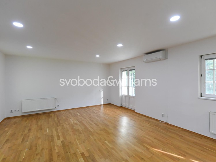 Будинок в оренду, 302 м² (16 з 23)