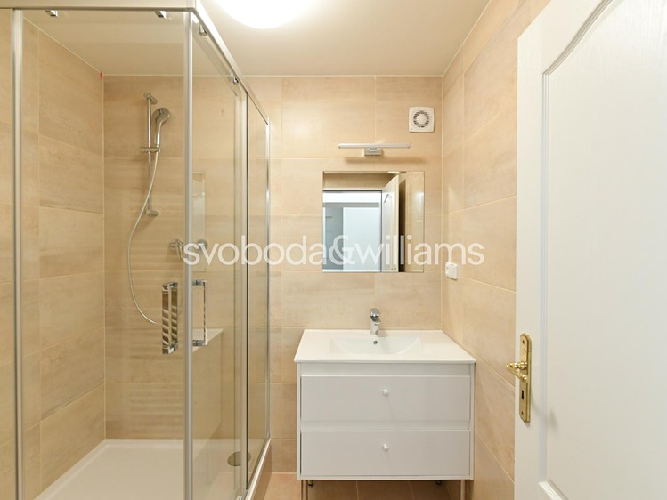 Будинок в оренду, 302 м² (13 з 23)
