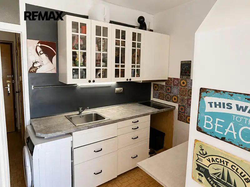Prodej bytu 1+kk 25 m², Karlovy Vary – náhled fotky 3