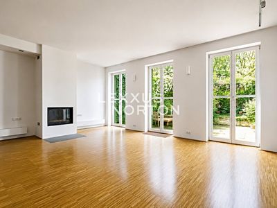Pronájem rodinného domu 350 m², pozemek 121 m²