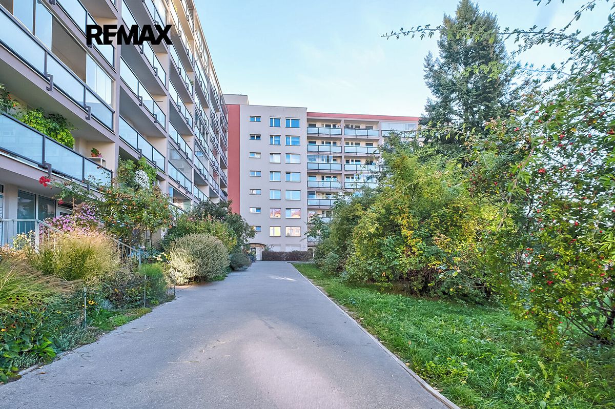 Pronájem bytu 3+1 72 m² – fotografie 2