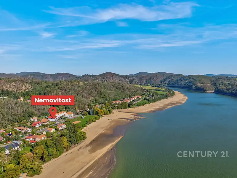 Prodej rodinného domu 489 m², pozemek 1369 m², Županovice – náhled fotky 2