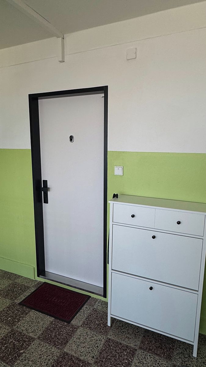 Pronájem bytu 2+kk 34 m² – fotografie 2
