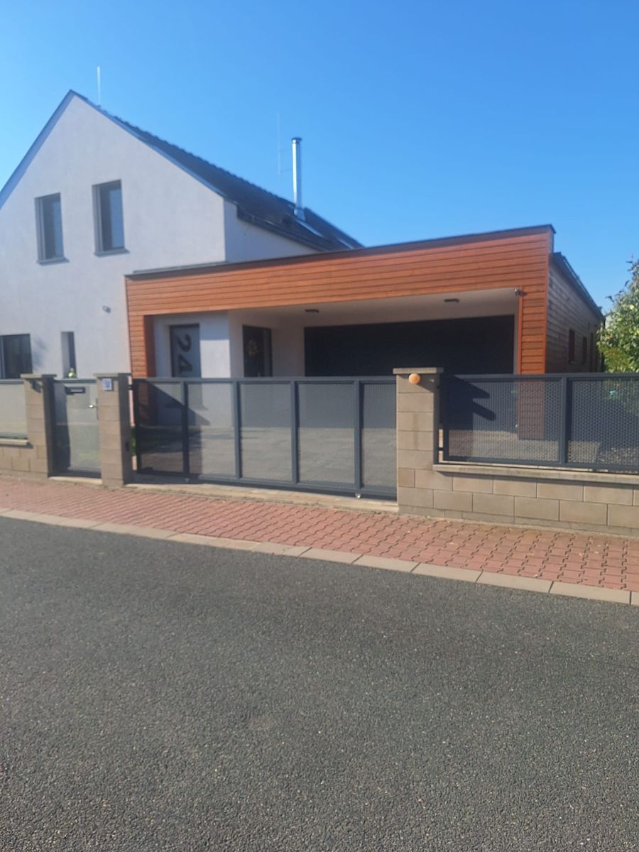 Prodej rodinného domu 173 m², pozemek 627 m² – fotografie 3