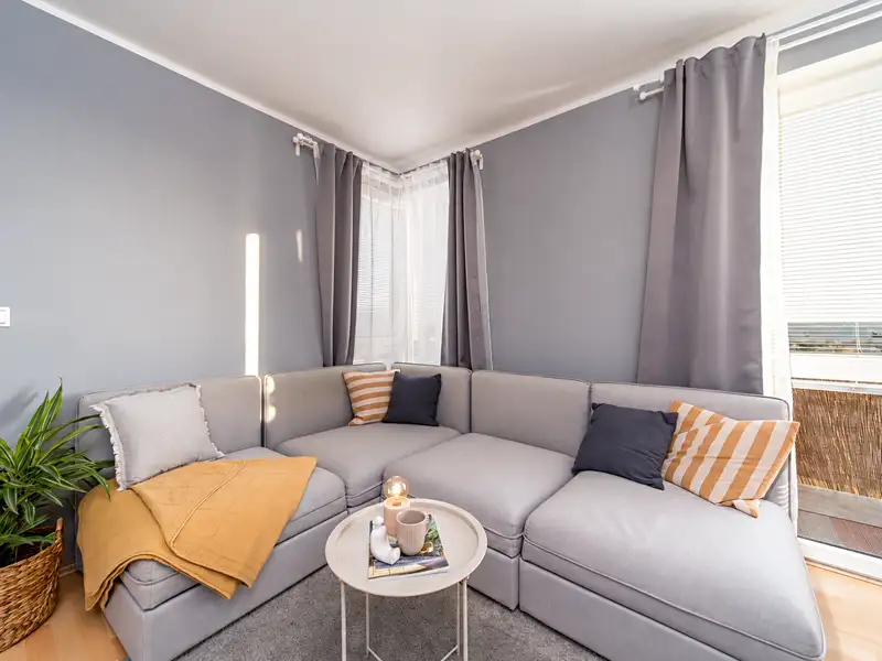 Prodej bytu 4+1 100 m², Praha – náhled fotky 1