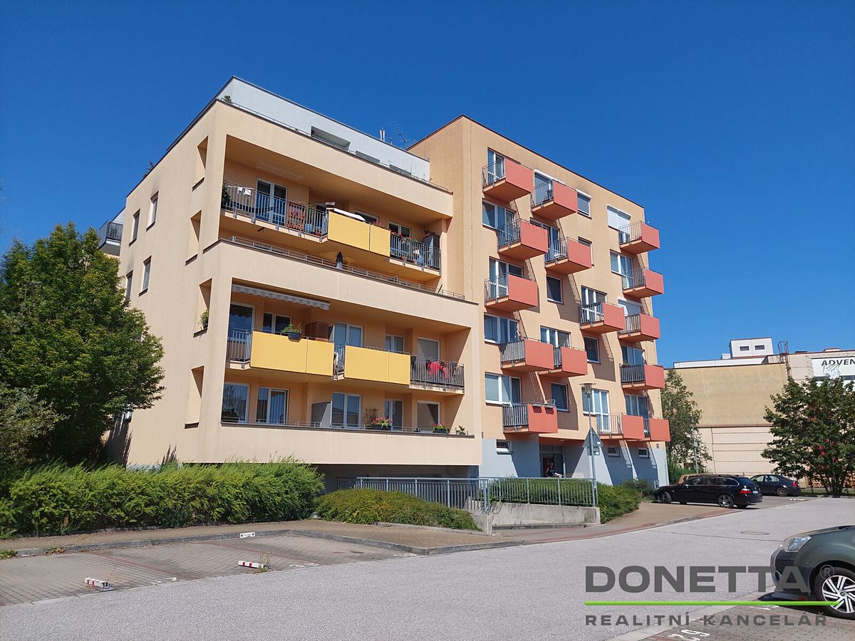 Pronájem bytu 1+kk 40 m²