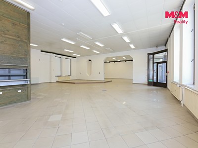 Комерційне приміщення в оренду, 607 м² (2 з 10)