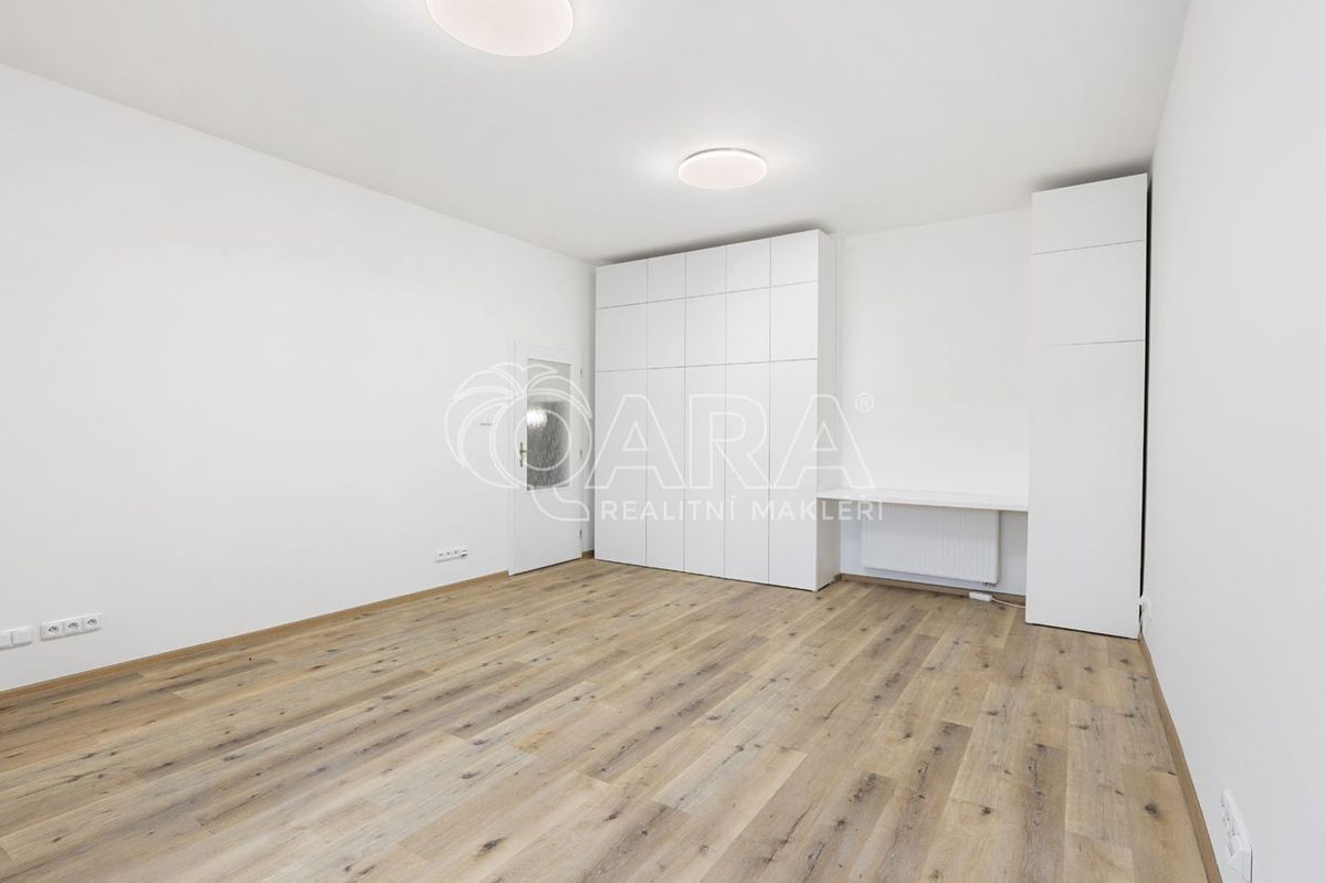 Pronájem bytu 3+kk 74 m² – fotografie 4