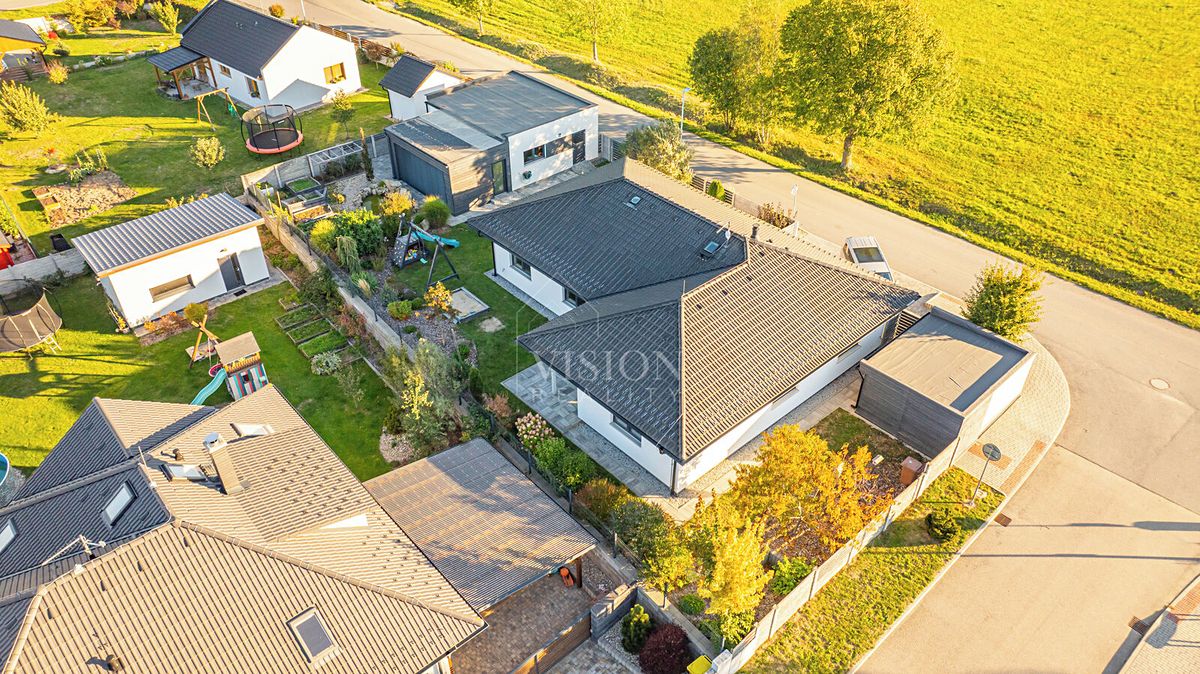 Prodej rodinného domu 154 m², pozemek 809 m² – fotografie 4