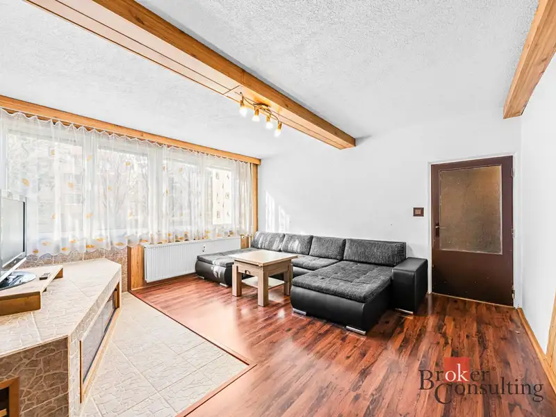 Prodej bytu 3+1 67 m², Plzeň – náhled fotky 2