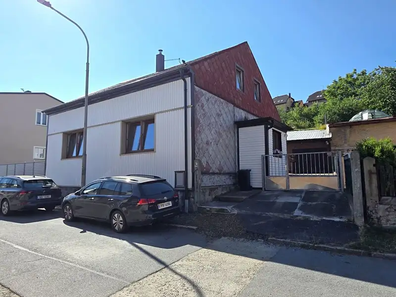 Prodej rodinného domu 190 m², pozemek 1076 m², Tachov – náhled fotky 1