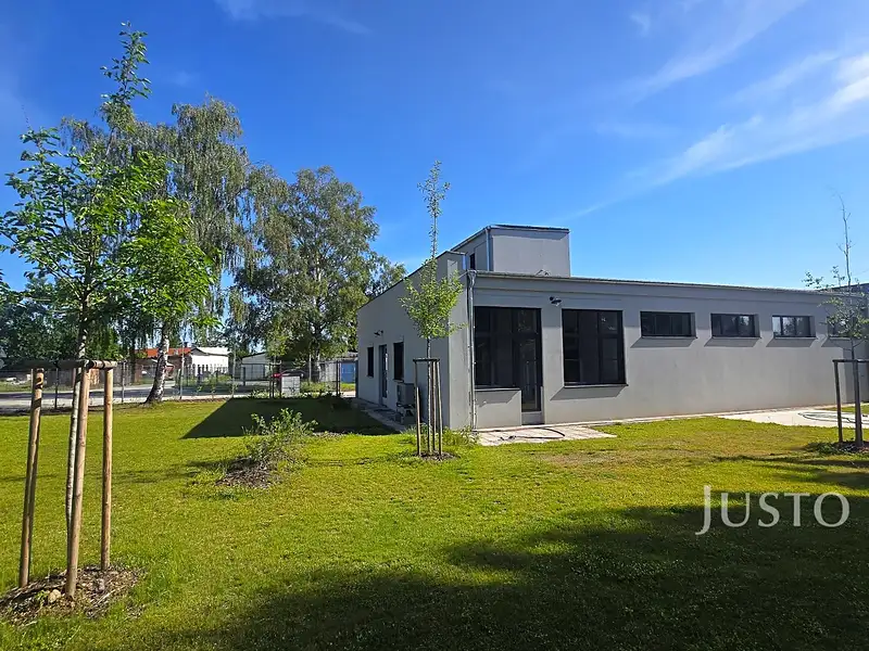 Pronájem kanceláře 85 m², Písek – náhled fotky 1