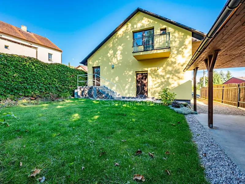 Prodej obchodního prostoru 76 m², Zbiroh – náhled fotky 1