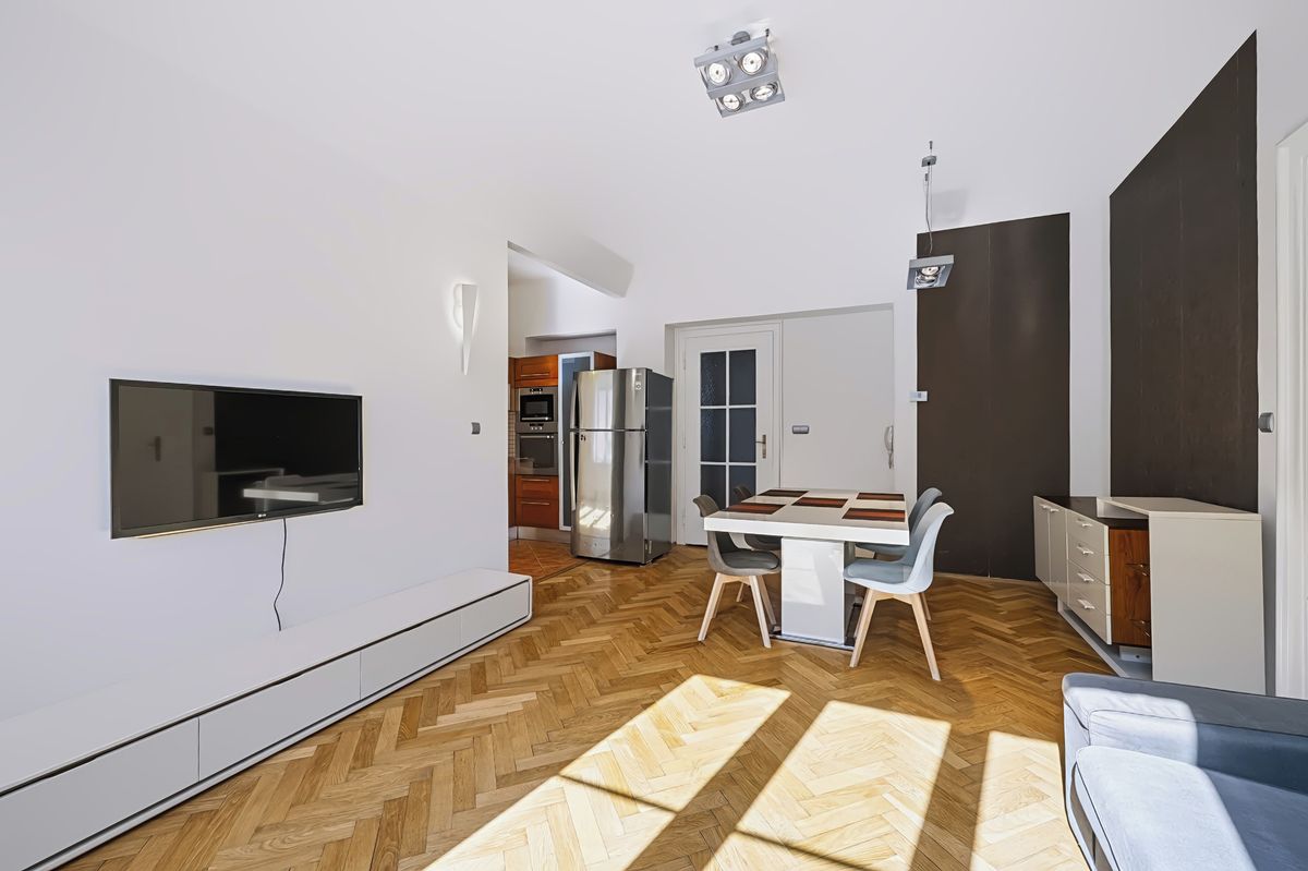 Pronájem bytu 3+kk 95 m² – fotografie 3