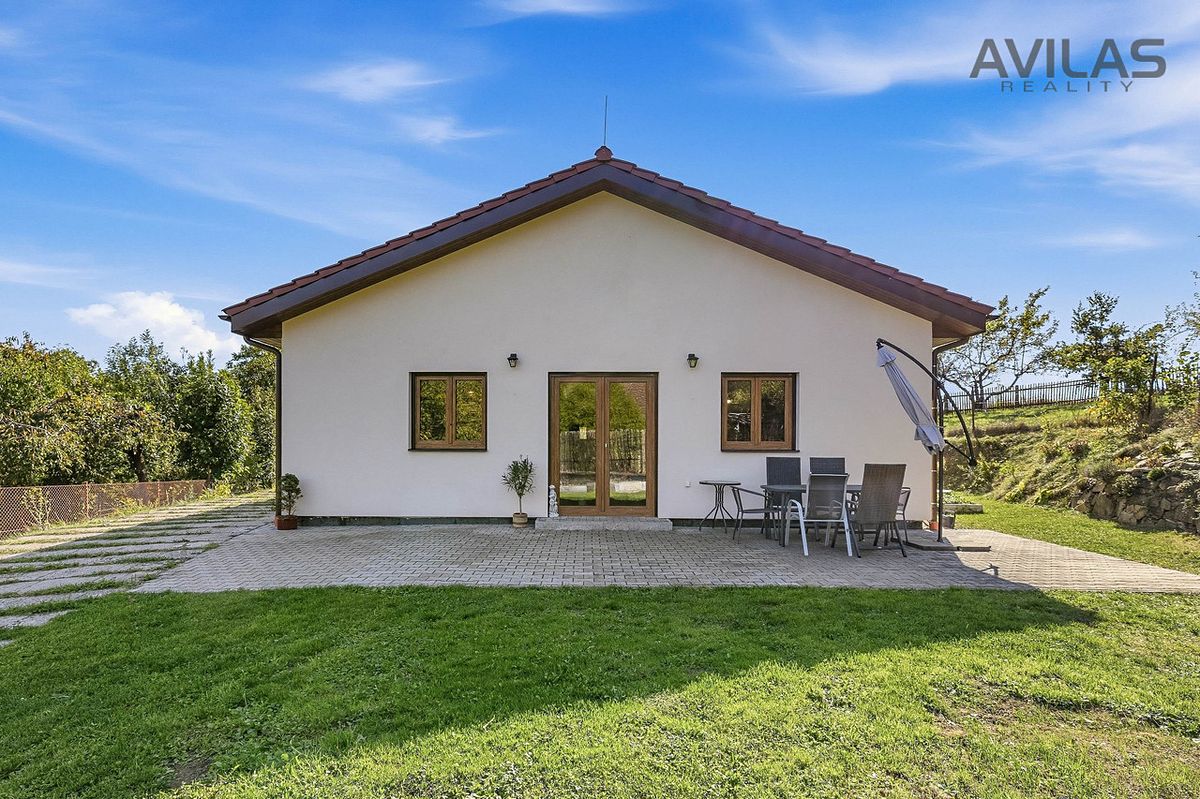Prodej rodinného domu 120 m², pozemek 1974 m² – fotografie 4