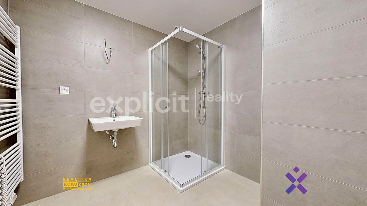 Pronájem bytu 1+kk 33 m² – fotografie 5