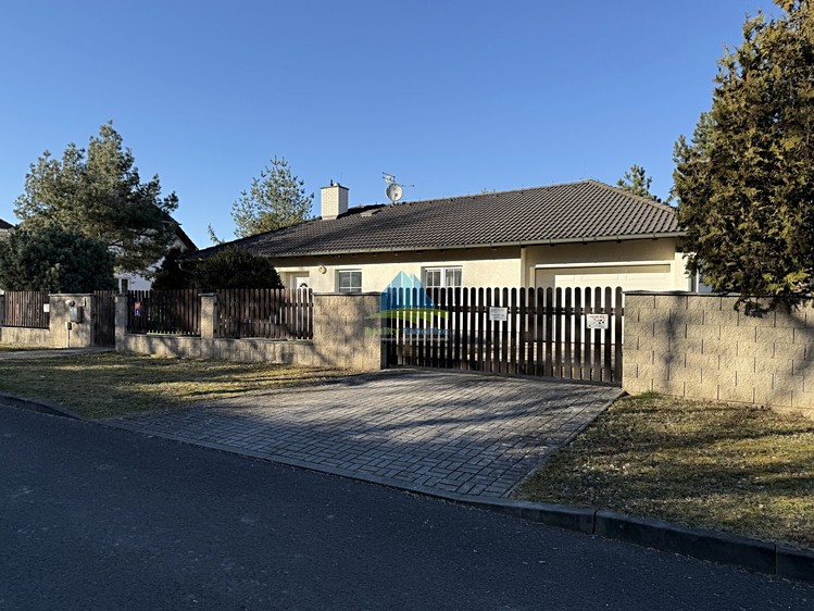 Haus zum Kauf, 174 m² (1 von 33)