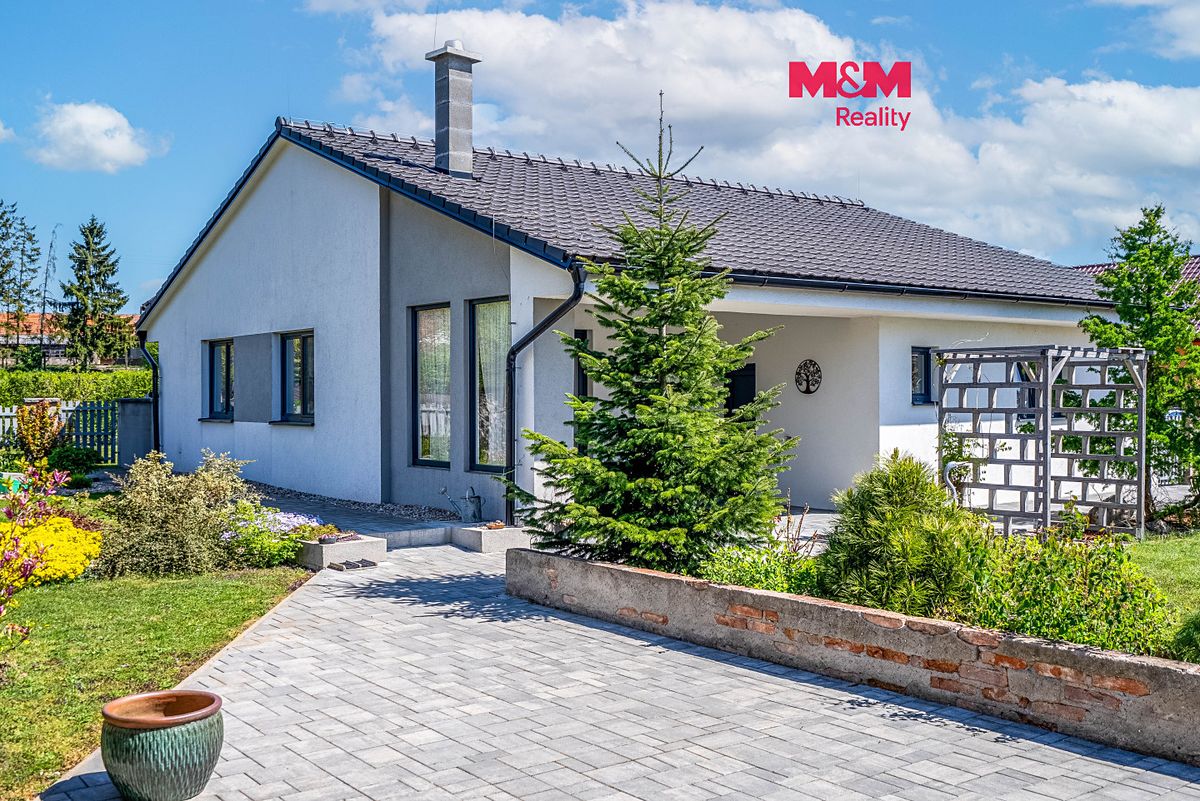 Prodej rodinného domu 104 m², pozemek 1091 m²