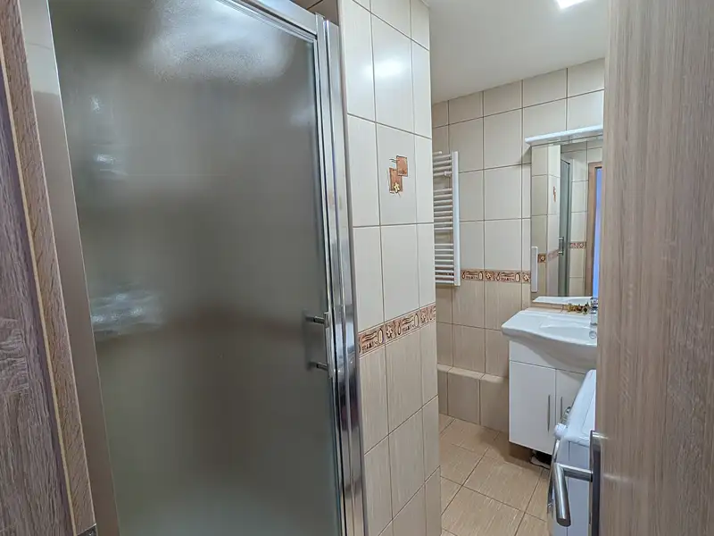 Pronájem bytu 2+1 63 m², Roudnice nad Labem – náhled fotky 3