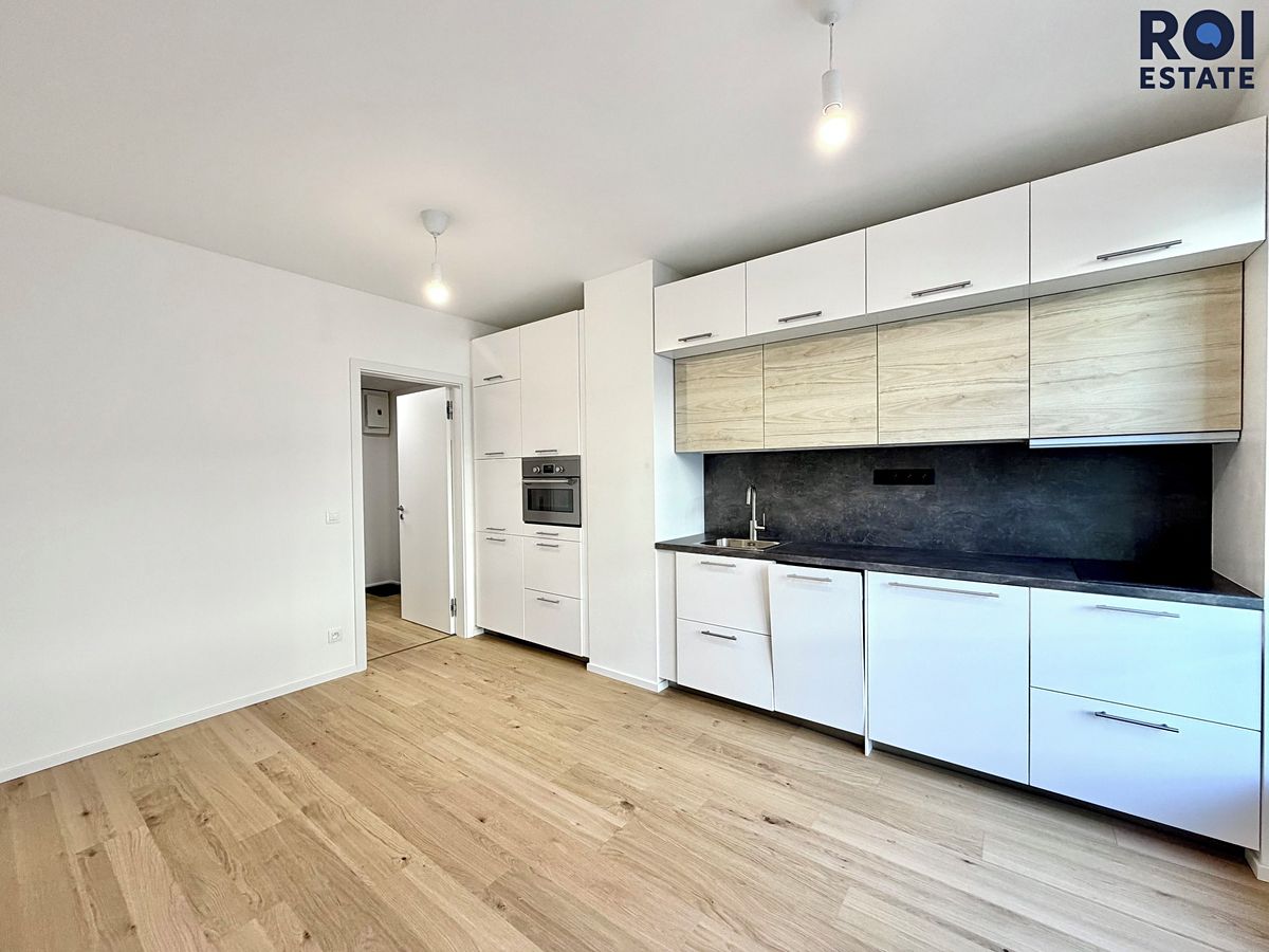 Pronájem bytu 1+kk 23 m² – fotografie 5