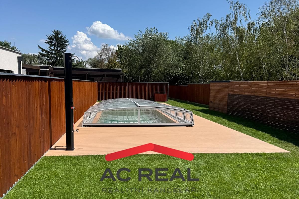 Prodej bytu 2+kk 33 m², Strachotín – fotka 1 z 3