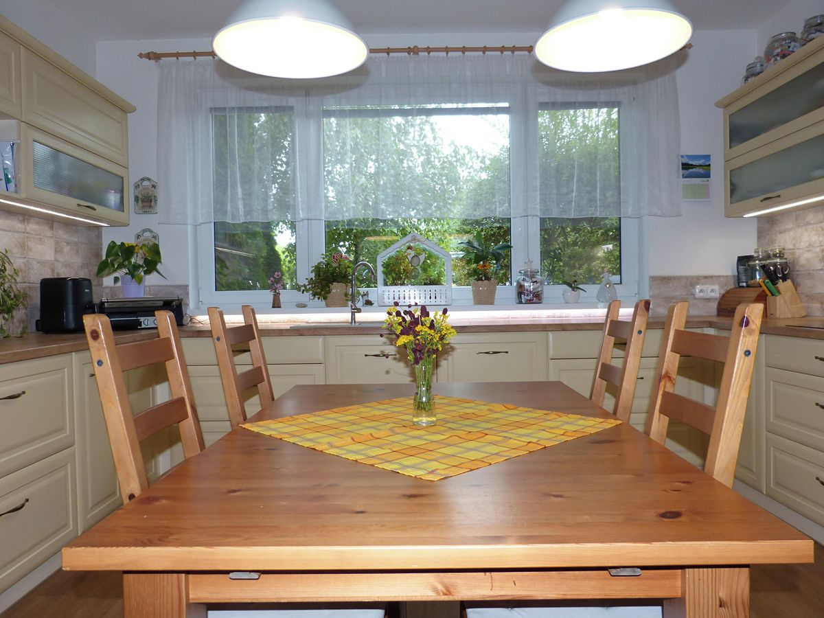 Prodej rodinného domu 130 m², pozemek 445 m² – fotografie 5