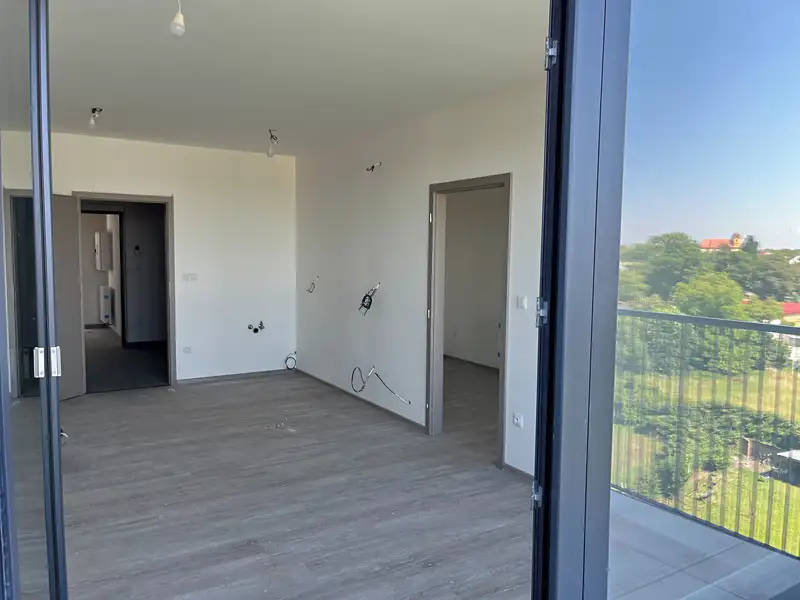 Pronájem bytu 2+kk 66 m², Hradec Králové – náhled fotky 3