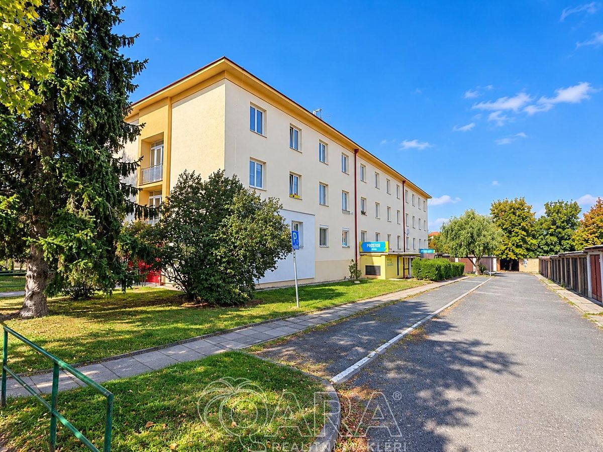 Pronájem bytu 1+1 31 m², Praha – fotka 1 z 3