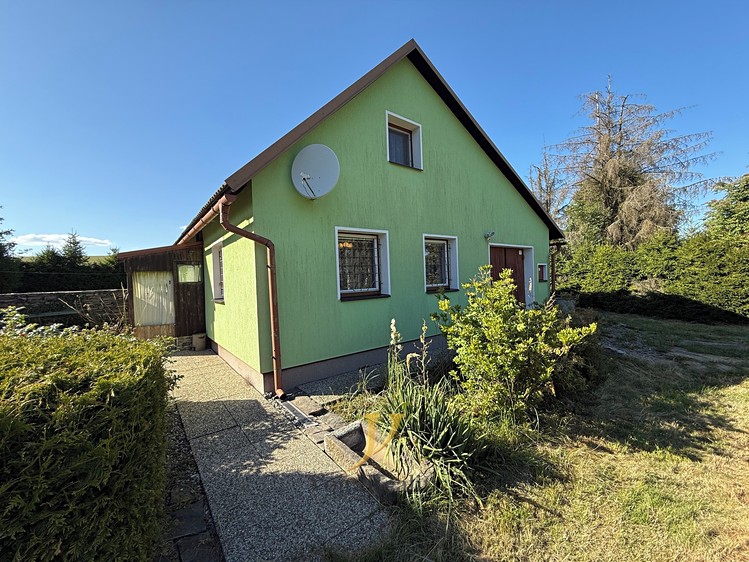 Prodej domu, 84 m² (1 z 23)