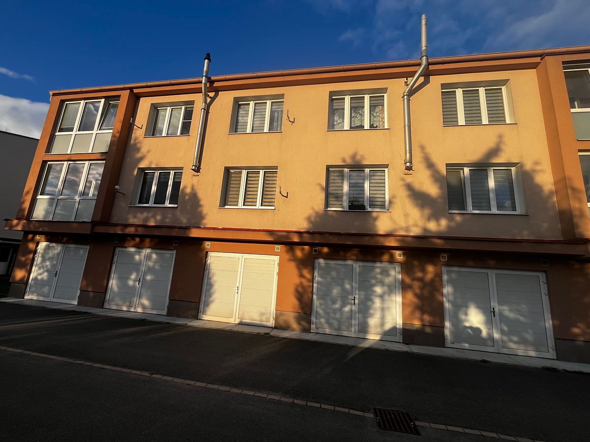Prodej bytu 3+1 76 m², Úněšov – fotka 1 z 3