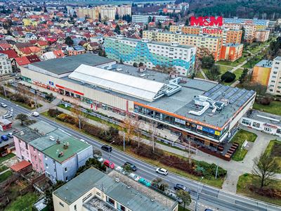 Pronájem obchodního prostoru 42 m²