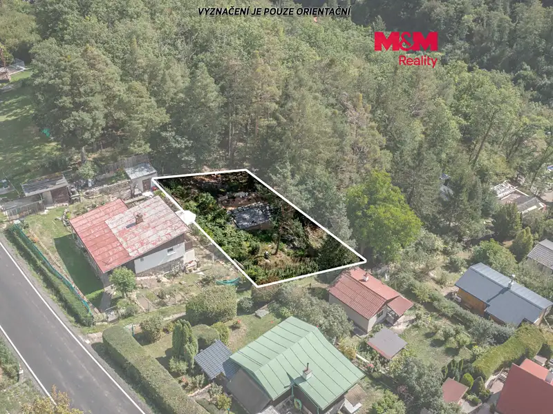 Prodej chaty 20 m², pozemek 22 m², Chyňava – náhled fotky 1
