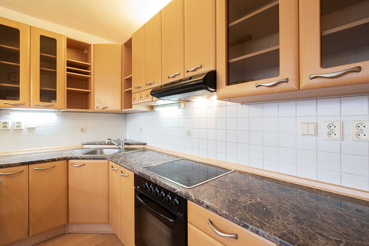 Pronájem bytu 2+kk 37 m² – fotografie 2