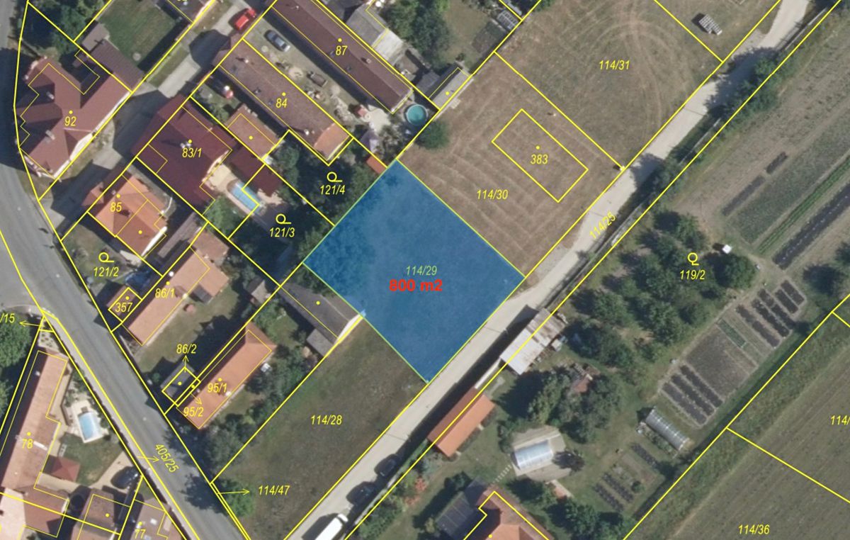 Prodej stavebního pozemku 800 m² – fotografie 3