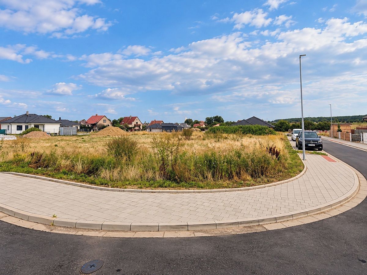 Prodej stavebního pozemku 927 m²