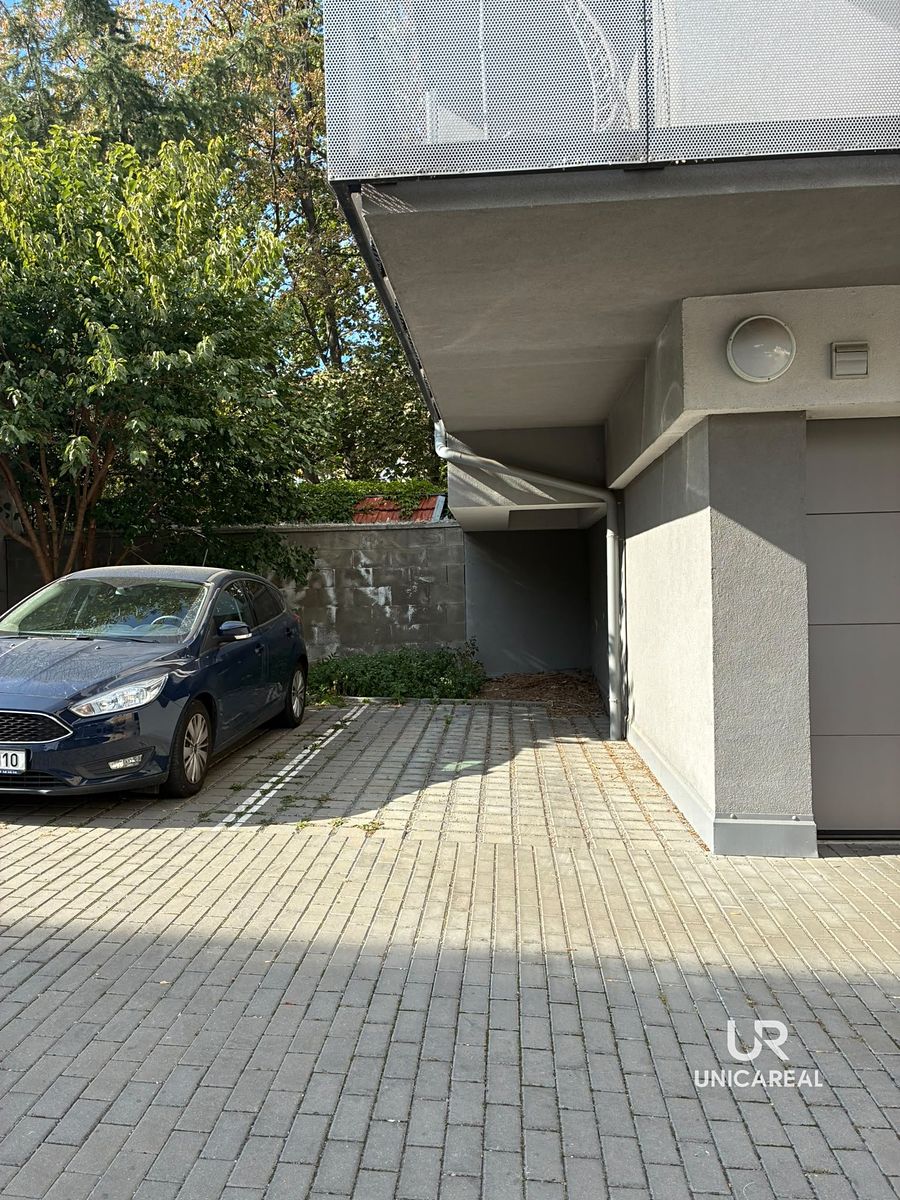 Pronájem garáže 11 m² – fotografie 2