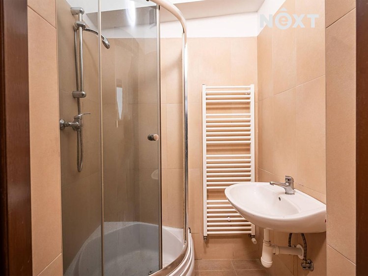 Prodej komerčního prostoru, 204 m² (11 z 16)