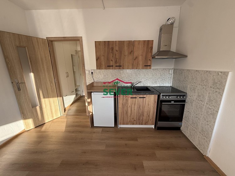 Prodej bytu 1+kk, 21 m² (2 z 8)